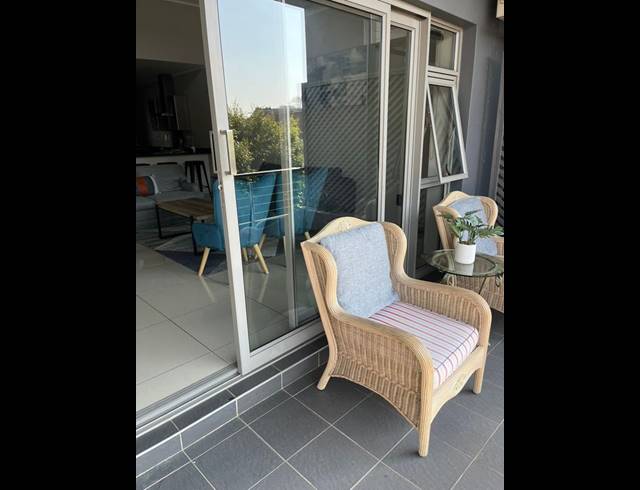 3 BEDROOM PROPERTY TO RENT IN OAKLANDS